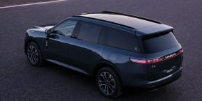 Lynk Co 900